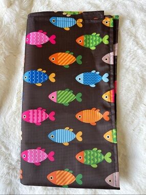 Colorful Fish Print Square Pad